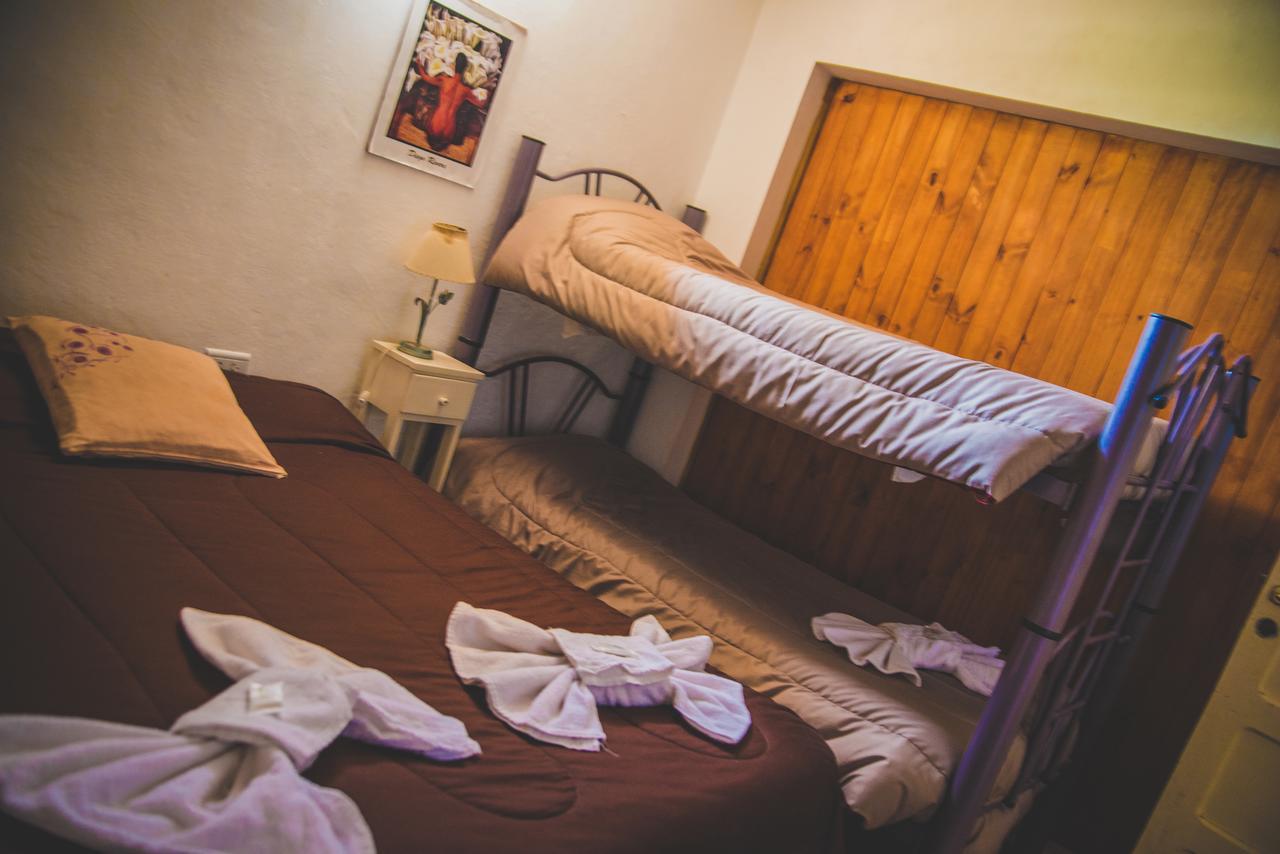 Puerta Azul Hostel Capilla del Monte Dış mekan fotoğraf